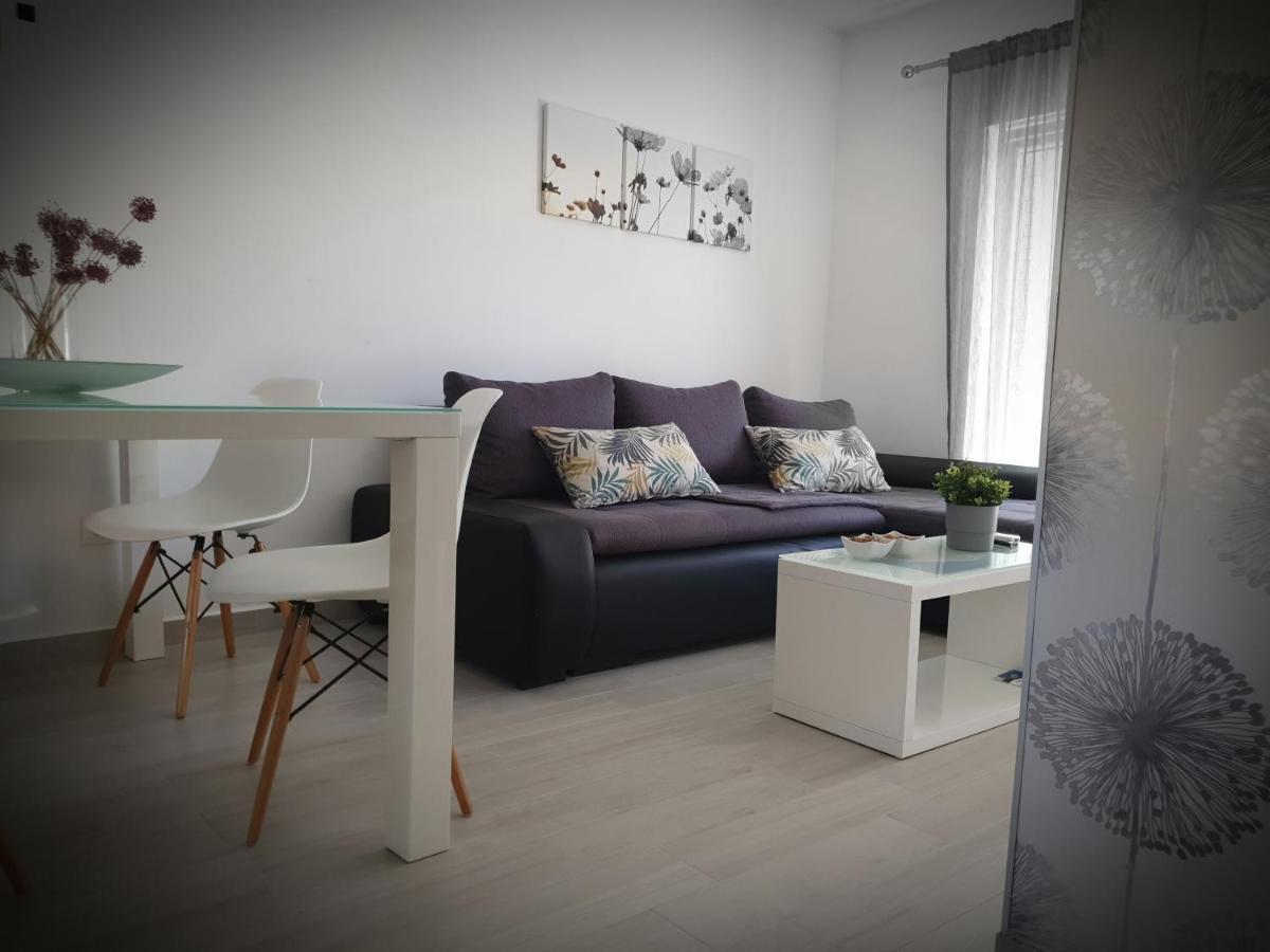 Apartment Tonka Sibenik Ngoại thất bức ảnh